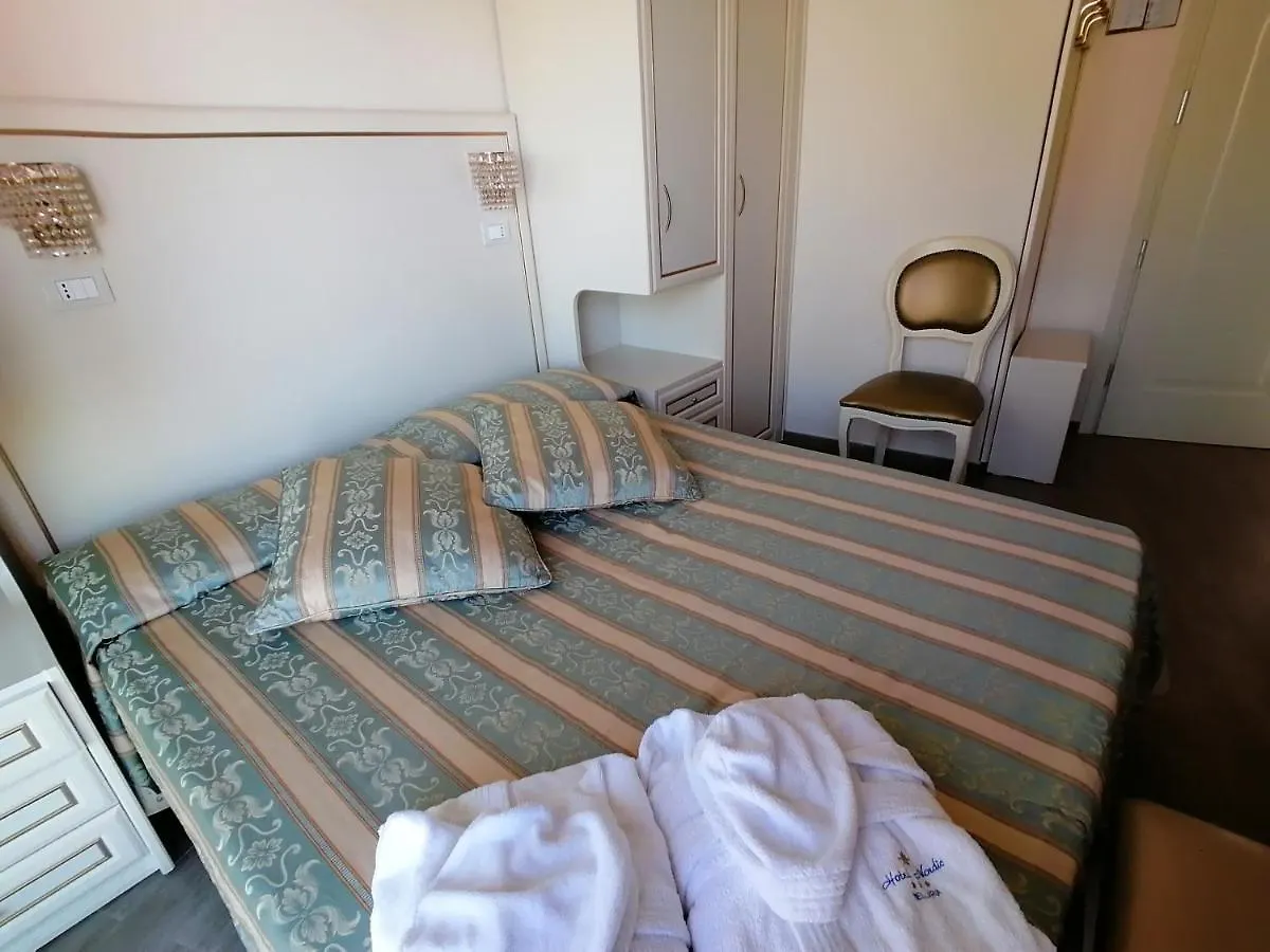 Hotel Nordic بيلاريا-إيجيا مارينا